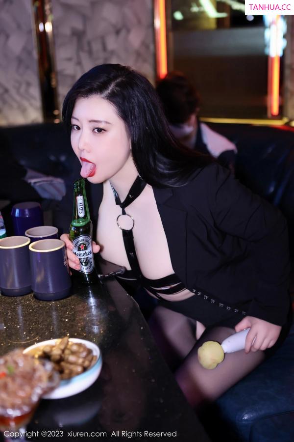 王格 王婉悠 [XiuRen]高清写真图 2023.05.19 No.6766 王婉悠Queen 美臀黑丝第21张图片